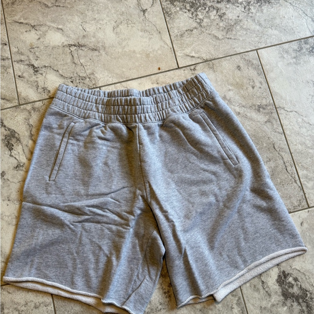 Casual Grey Sweatshorts with Elastic Waist
